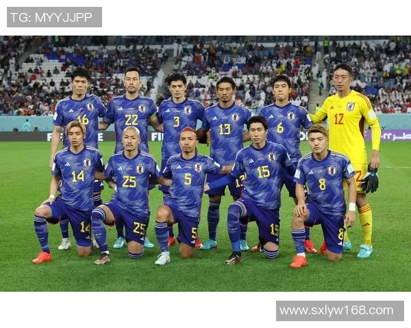 2013东亚杯精彩对决韩国队与日本队的巅峰之战回顾与分析