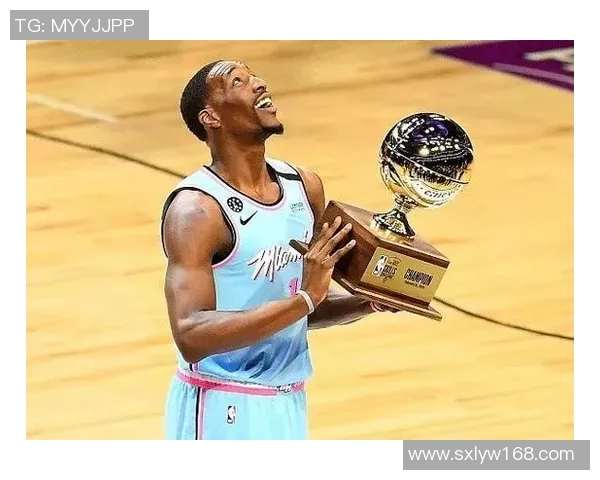 扎克拉文如何在NBA赛场上展现全能篮球才华与领导力 扎克拉文如何在NBA赛场上展现全能篮球才华与领导力