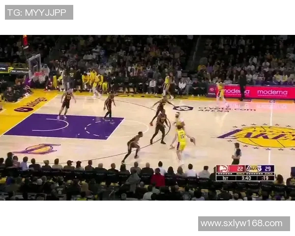 湖人对阵老鹰精彩比分实时更新及赛后分析尽在这里