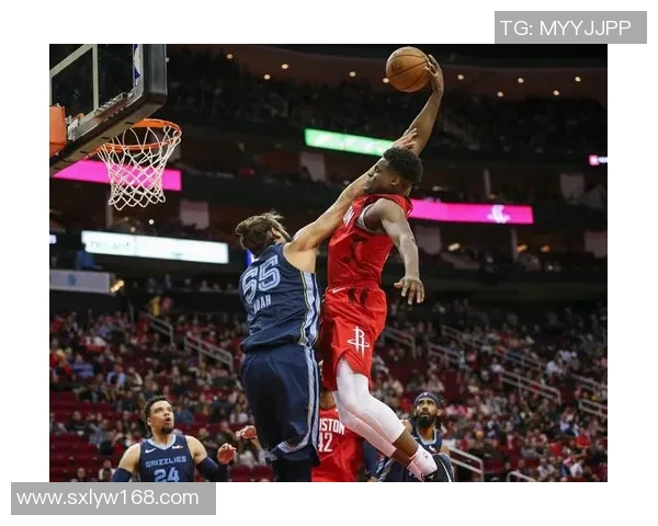 2012至2013年火箭队赛季回顾与对手较量精彩瞬间分析 2012至2013年火箭队赛季回顾与对手较量精彩瞬间分析